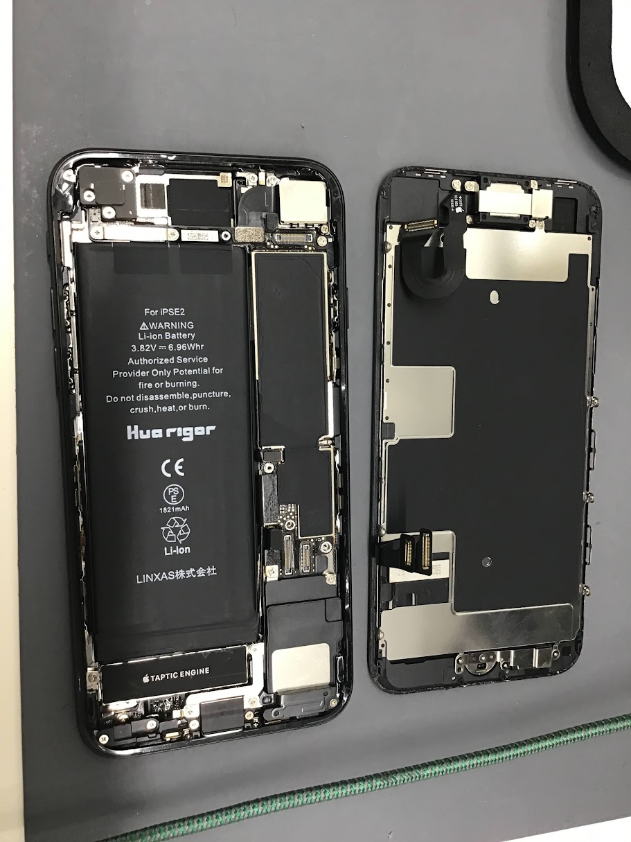 iPhoneSE第2世代ならデータそのまま修理可能なスマホ修理工房橋本店へ！